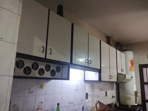Casa 6 ambientes con 3 baños
