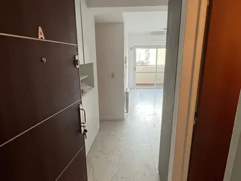 Departamento en Villa del Parque excelente con balcon c/parrilla!