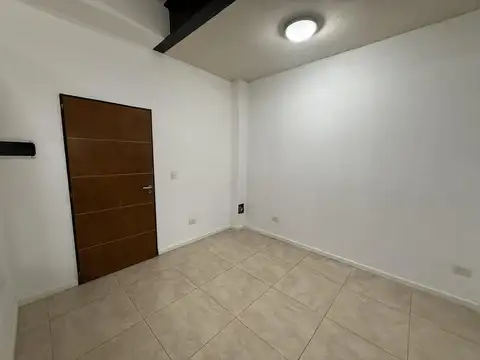 Local en Alquiler en Pilar Centro, $ 600.000