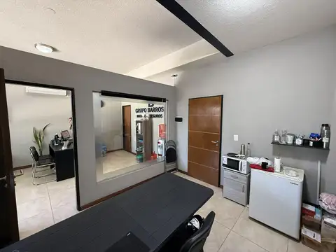 LOCAL | APTO PROFESIONAL | VIDRIERA | PERSIANA AUTOMÁTICA | COCHERA | PUENTE CHAMPAGNAT