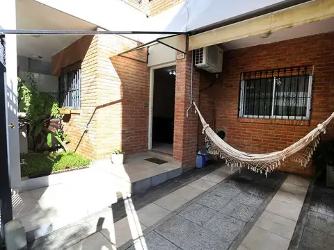 Manuela Pedraza 5300