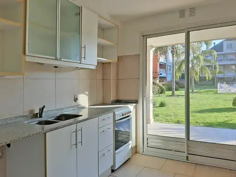 Departamento en Alquiler con 2 cocheras