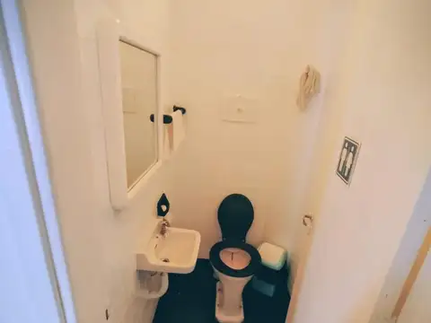 Oficina 2 ambientes con 1 baño