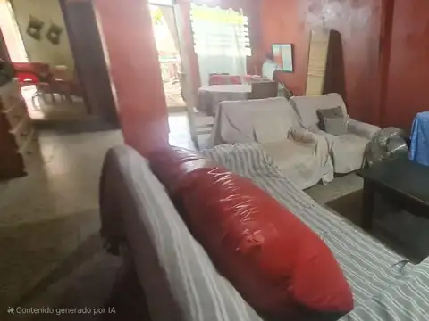 Casa 3 ambientes con 1 baño