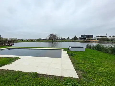 Casa en Venta en La Alameda, USD 370.000