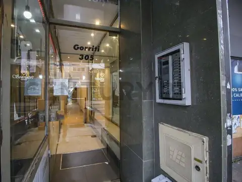 OFICINA EN VENTA DE 1 AMBIENTE EN LOMAS DE ZAMORA, BUENOS AIRES - Acepta permuta