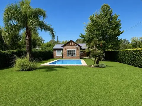 ROLDAN - LÍMITE CON FUNES - CHALET 2 DORMITORIOS
