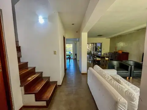 Casa en Venta al Oeste