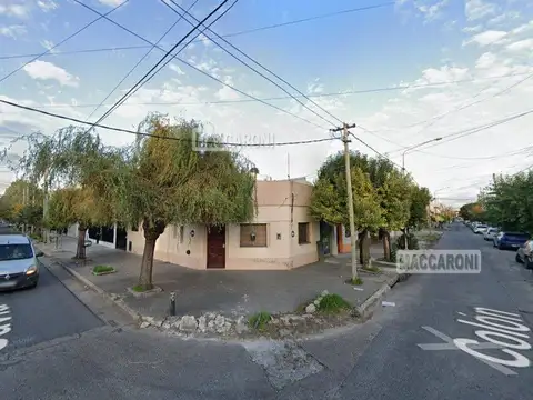 Casa - Alquiler - Argentina, La Matanza - CAVIA 401