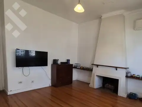 CASA EN VENTA, BARRIO UNO, PLAZA HUINCUL
