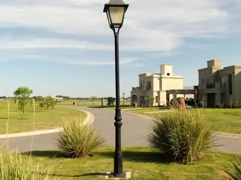 Vis. Lote En Venta En Barrio San Pablo, Pilar.