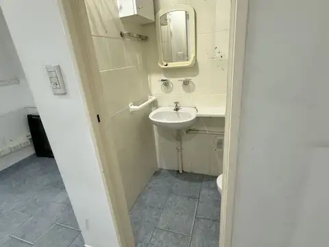 Local Comercial apto profesional en Alquiler en San Cristobal