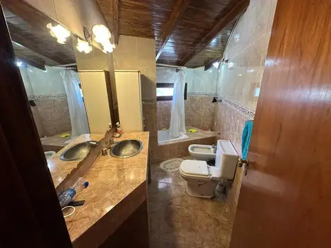 Casa en Venta de 5 dormitorios