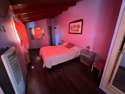 Casa 6 ambientes emplazada en un terreno de 600m2