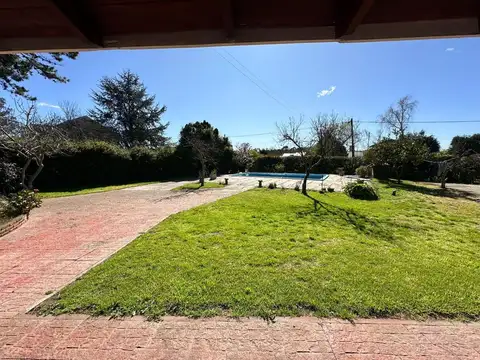 Casa 6 ambientes emplazada en un terreno de 600m2