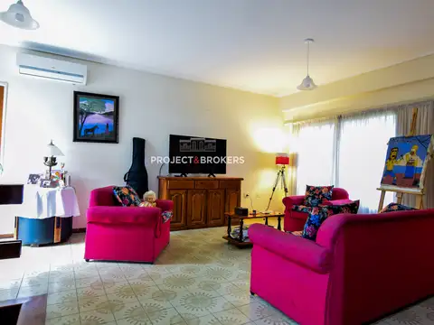 Casa en Venta en Castelar, USD 165.000