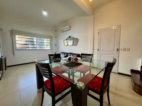 Depto Tipo Casa en Venta con 1 cocheras