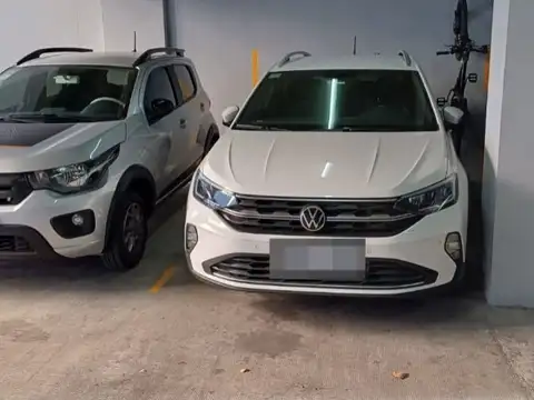 Santo Tome 2900 Villa del Parque cochera U$17.500