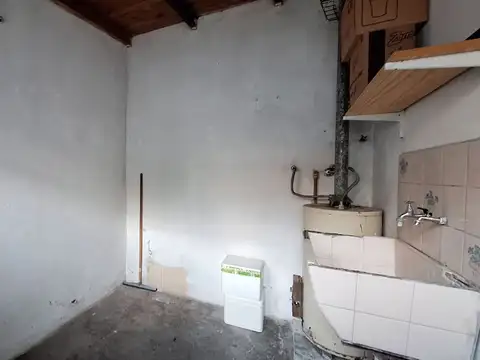 Depto Tipo Casa 2 ambientes con 1 baño