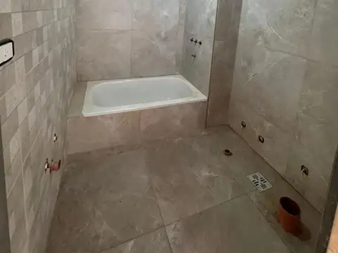 Carabobo 2200, Piso 3