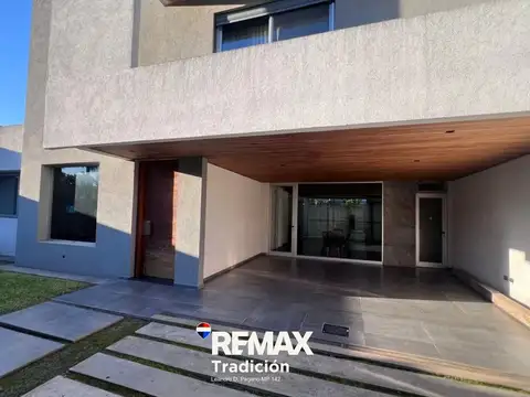 Casa venta 4 dorm villa altabe rcia