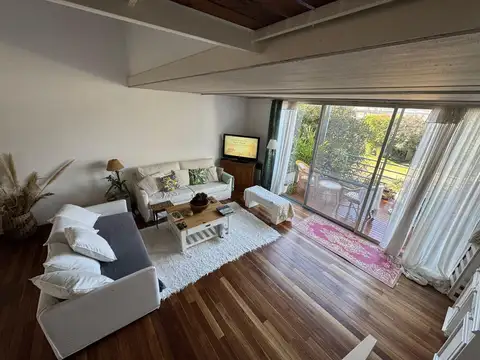 Departamento dúplex en Altos de la Merced - Alquiler temporario Amoblado y Equipado