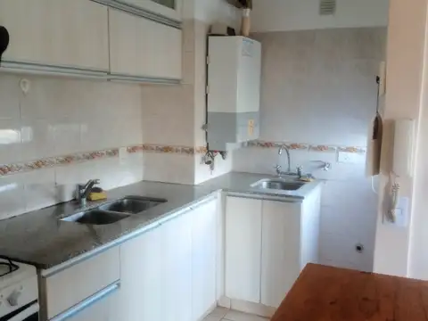 Departamento en Alquiler en Villa del Parque, $ 1.000.000