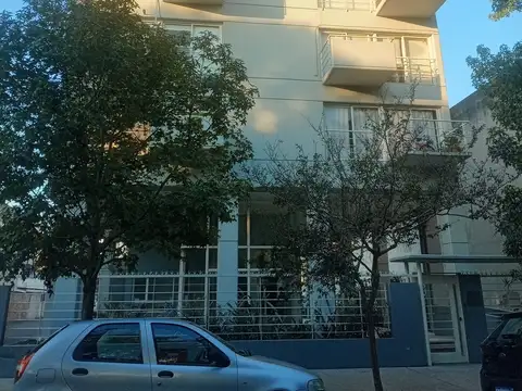 Departamento 3 Ambientes con cochera - Villa del Parque
