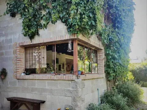 Casa en Alquiler en Benavidez, USD 1.500