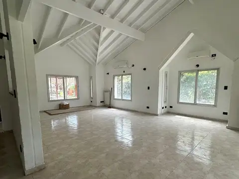 Casa en Alquiler 4 ambientes en Campo Grande con pileta, Pilar