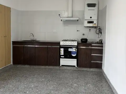Depto Tipo Casa en Alquiler en Lomas del Millón, $ 1.500.000