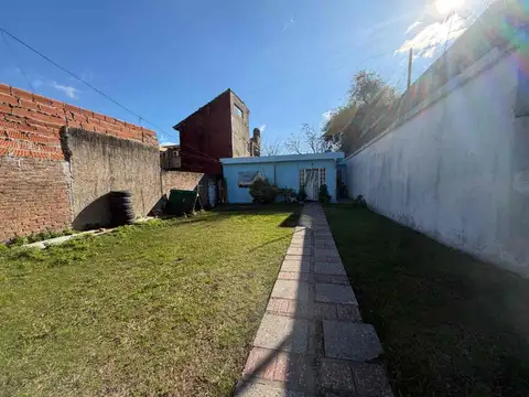 VENTA TERRENO C/CASA A REFACCIONAR RAFAEL CALZADA
