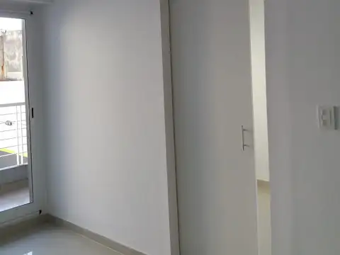 Av. San Martin 5200, Piso 1