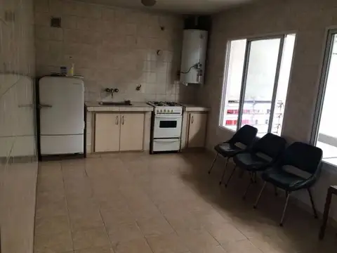 Galpon en Alquiler en Lomas de Zamora, $ 3.000.000