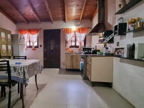 Casa en Venta en Banfield, USD 89.998