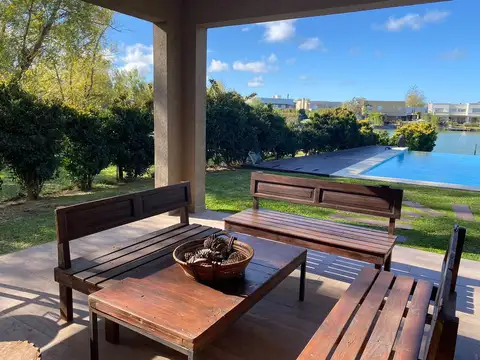 Casa en Alquiler Temporal al Noreste