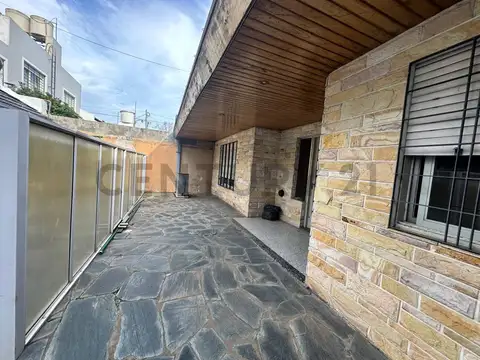 ESPAÑA 1600, Piso 0