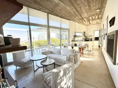 Casa en Punta Piedras