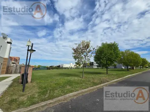 Terreno en Venta 30  mts Frente