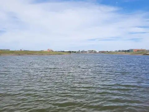 Terreno en  San Sebastian al agua-Lote interno-