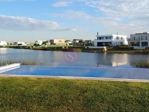 Puertos del Lago Barrio Costas 100