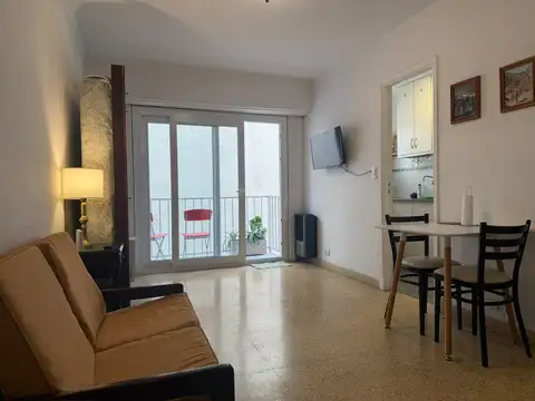 Departamento de un ambiente frente al Torreon a metros del mar
