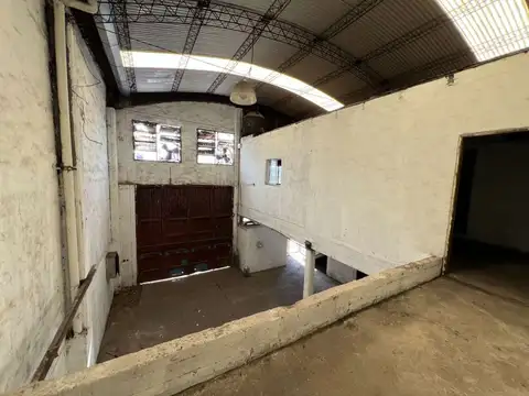 Galpon en Venta en Loma Hermosa, USD 158.000