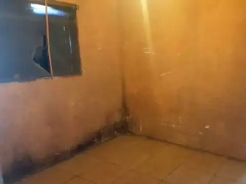 Depto Tipo Casa 2 ambientes con 1 baño