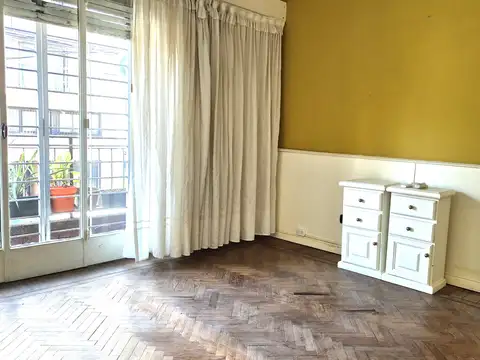 Depto Tipo Casa en Venta 40 años
