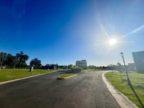 Lote en venta en Pilar del este 