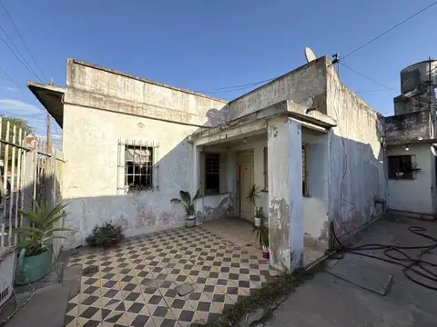 Ameghino 977 , Piso 0