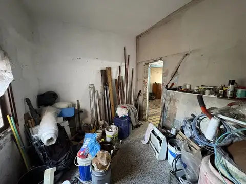 Ameghino 977 , Piso 0