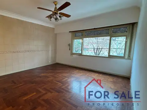 Marcos Paz 2300, Piso 1
