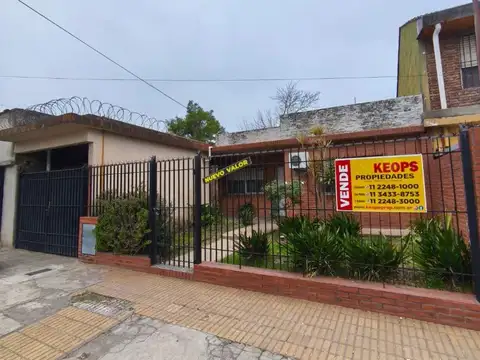 VENTA CASA DE TRES AMB